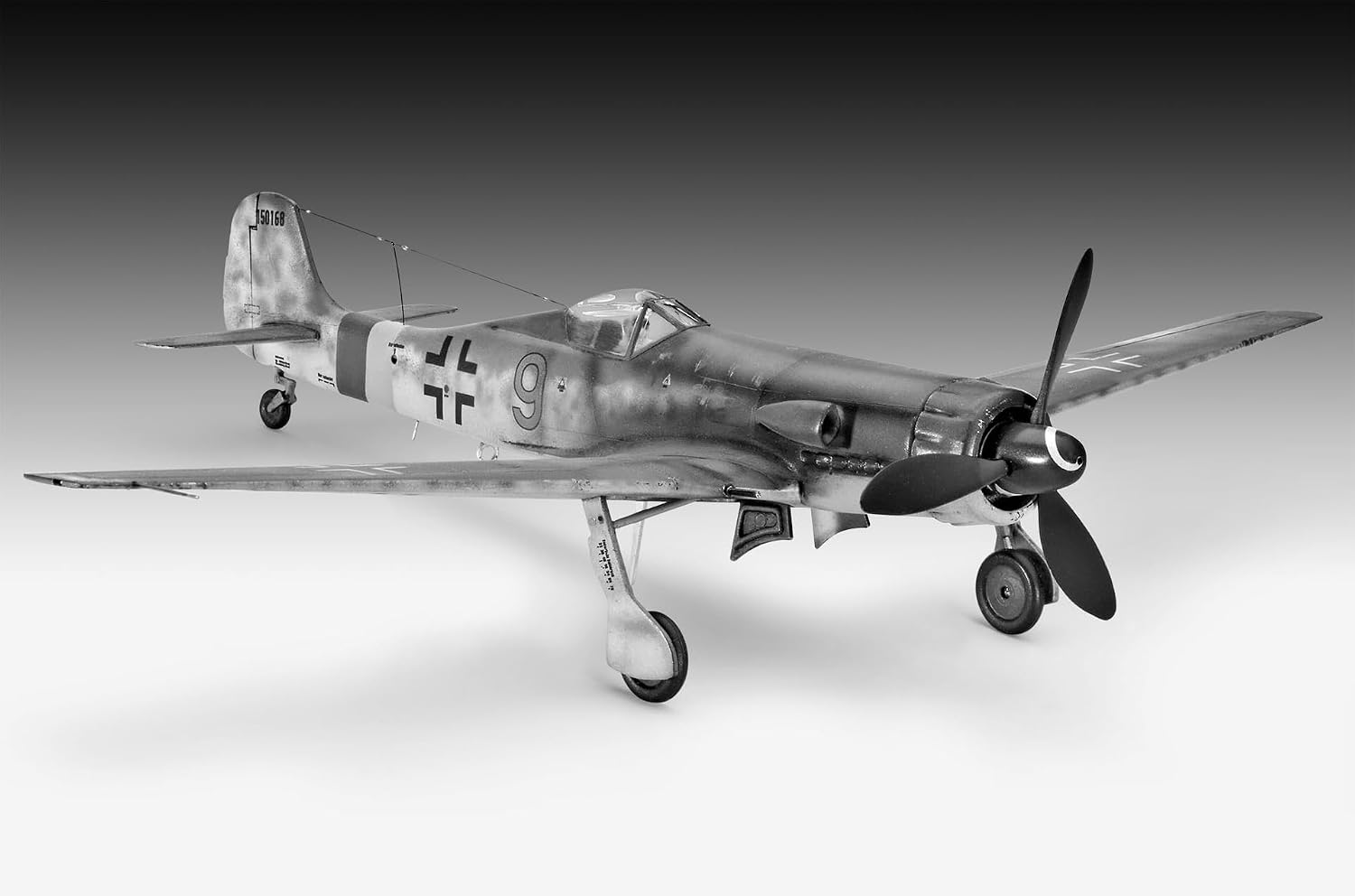Revell Kit de Maquette d'avion Focke Wulf Ta152H Échelle 1:72 - image 4
