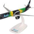 Herpa Maquette Avion Airbus A321neo “Brazilian Flag Livery” – PR-YJE, echelle 1/200, Snap-fit Model, pièce de Collection, d'avion avec Support, Figurine Plastique - Échelle 1:200 - image 1