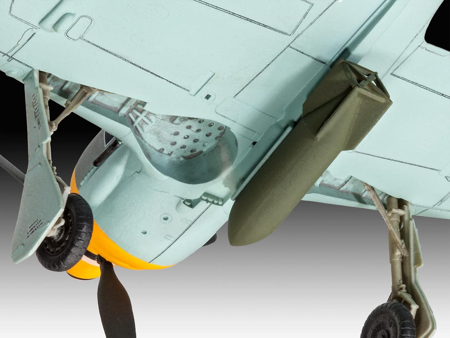Revell - Focke Wulf FW190 F-8 Maquette Avion, 03898 - image 7