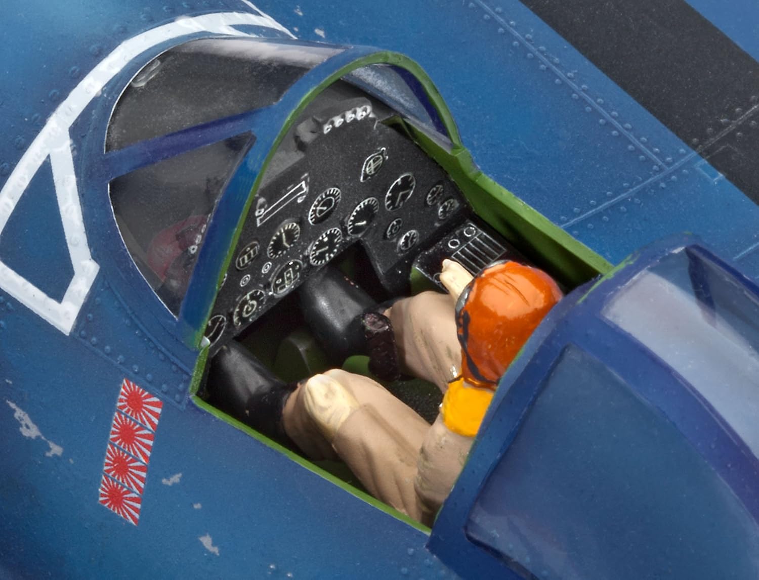 Revell - 04781 - Maquette - 2-Roues - Vought F4u-1d Corsair - image 5