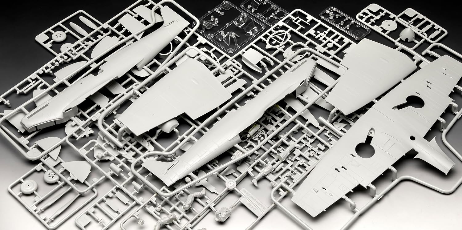 Revell 05688 Coffret Cadeau Maquette d'avion à Constrire Iron Maiden Spitfire MK. V, Échelle 1/32 - Échelle 1:32 - image 7